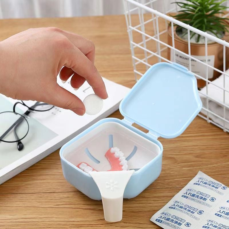 Japanese imported denture storage box, denture cleaning agent, portable soaking and storage box for the elderly.