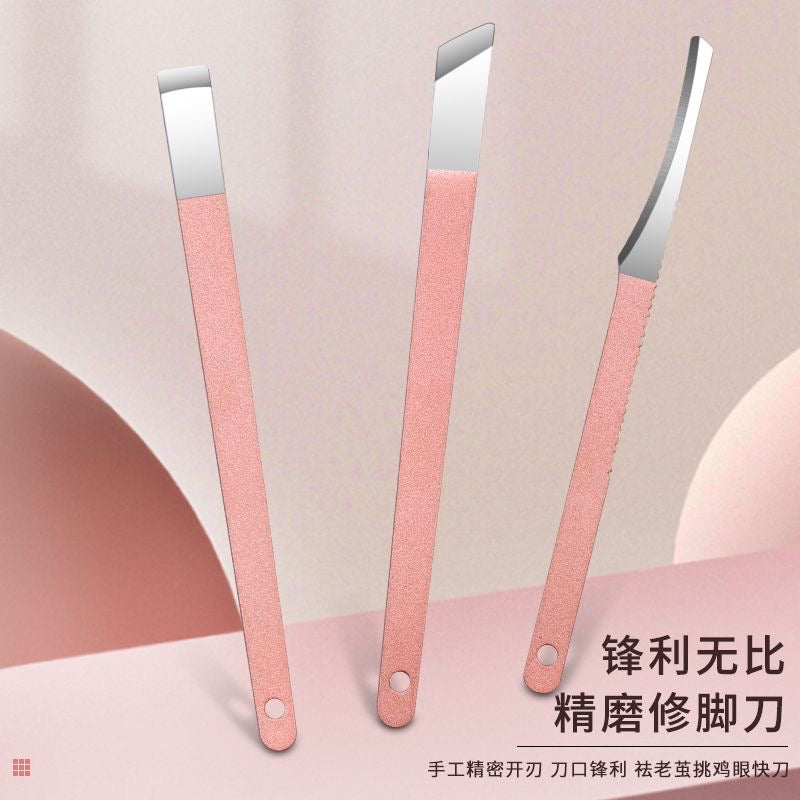 Nail clipper set, complete set of nail clippers, cuticle nippers, nail groove trimmers, blackhead remover, ear pick, and pedicure tools.