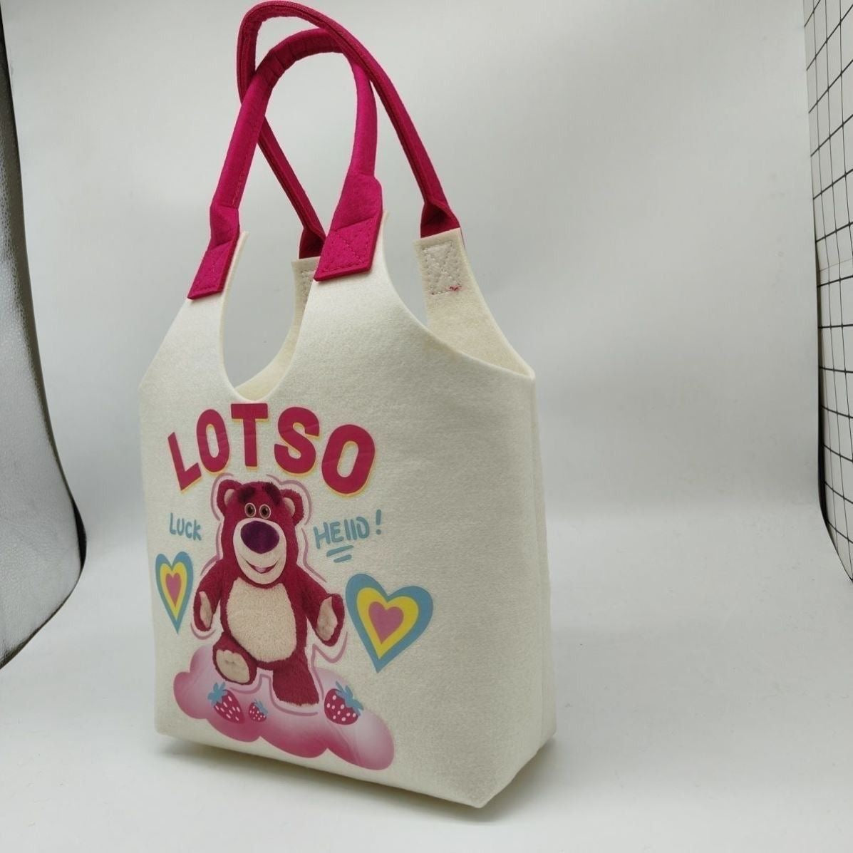 New large-capacity printed cartoon felt tote bag/shopping bag, super cute!