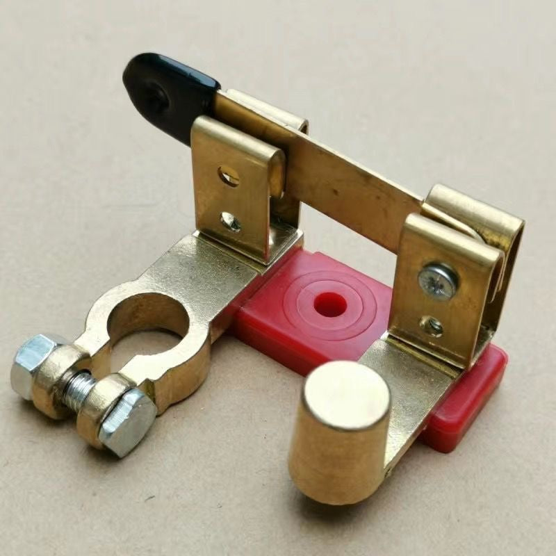 Small knife-type car battery disconnect switch, main power switch, battery clip to prevent leakage and complete vehicle disconnect.