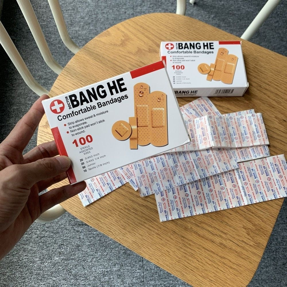 Medical waterproof wound dressing, extra-thick bandages, breathable hemostatic cotton adhesive plaster, anti-friction