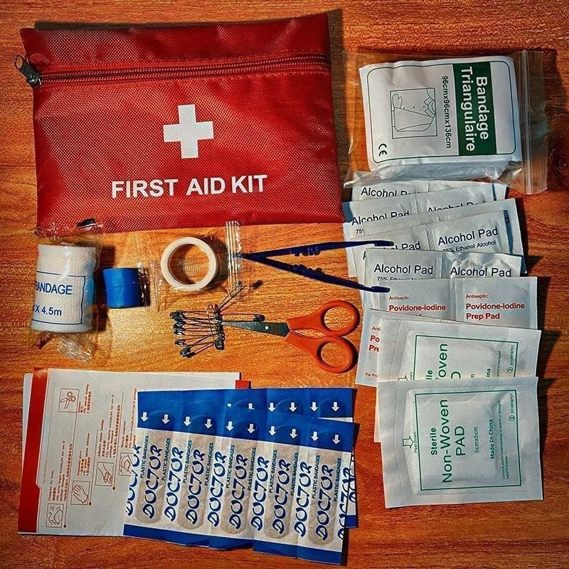 School student injury emergency kit, portable outdoor travel first aid kit, 13-piece set! Suitable as a gift